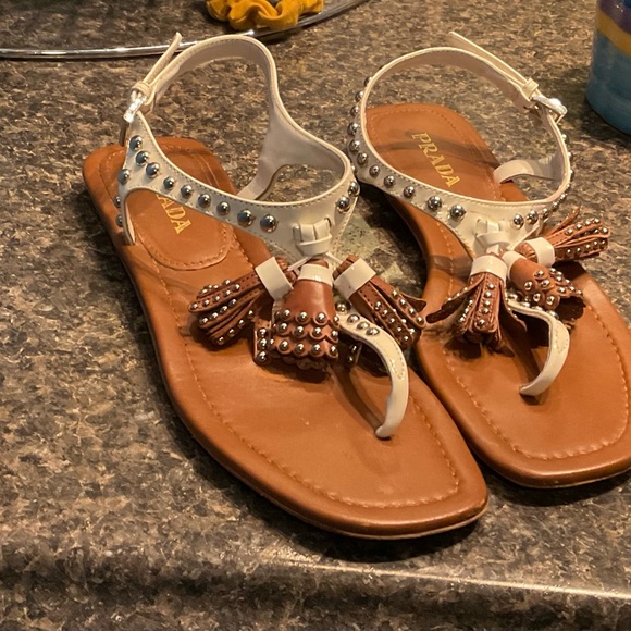 💕Prada leather studded tassel sandal.Size 38, Good-to excellent used condition. - Picture 10 of 13